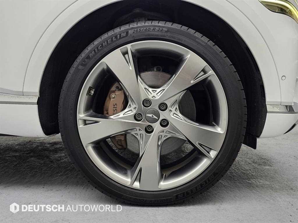 Genesis GV80 - Vista 5