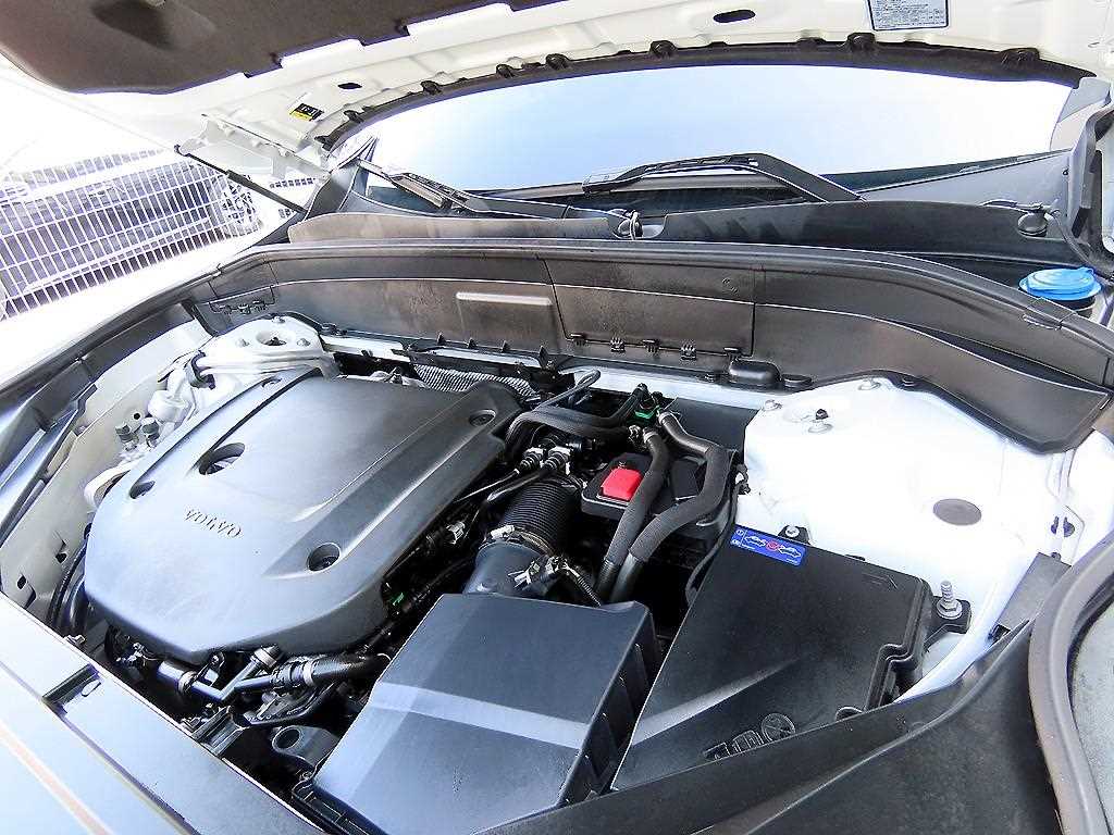 Volvo XC90 2025 Blanco - Importación desde Corea - HF Imports Iquique - Foto 19