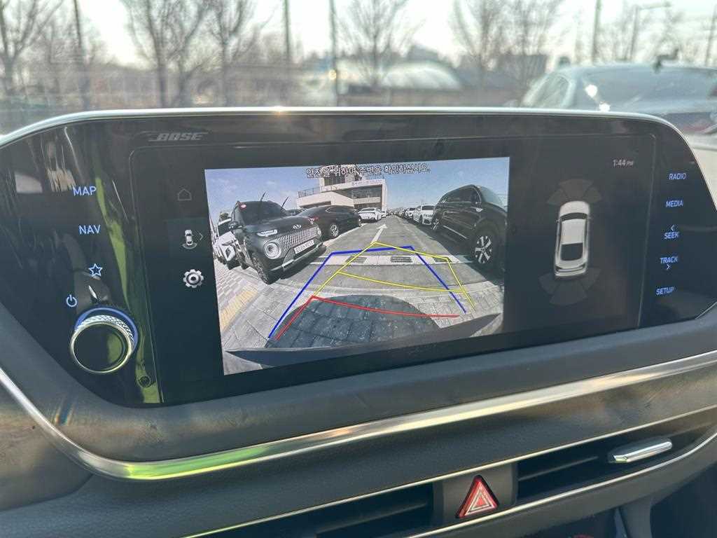 HYUNDAI Sonata - Vista 9