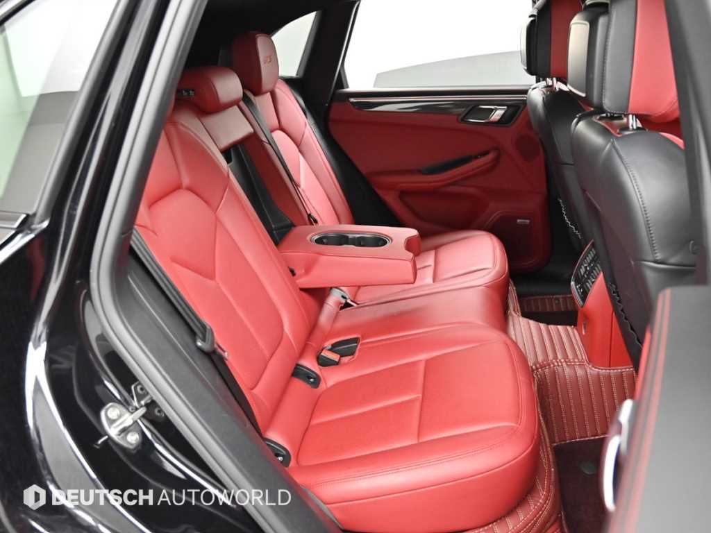 Porsche Macan - Vista 12