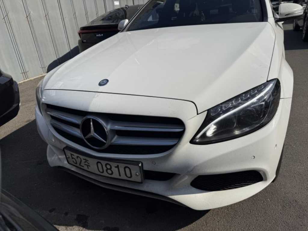 Mercedes Benz C Class 2016 Blanco - Importación desde Corea - HF Imports Iquique - Foto 1