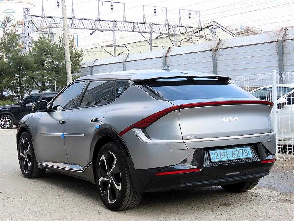 KIA EV6 - Vista 4