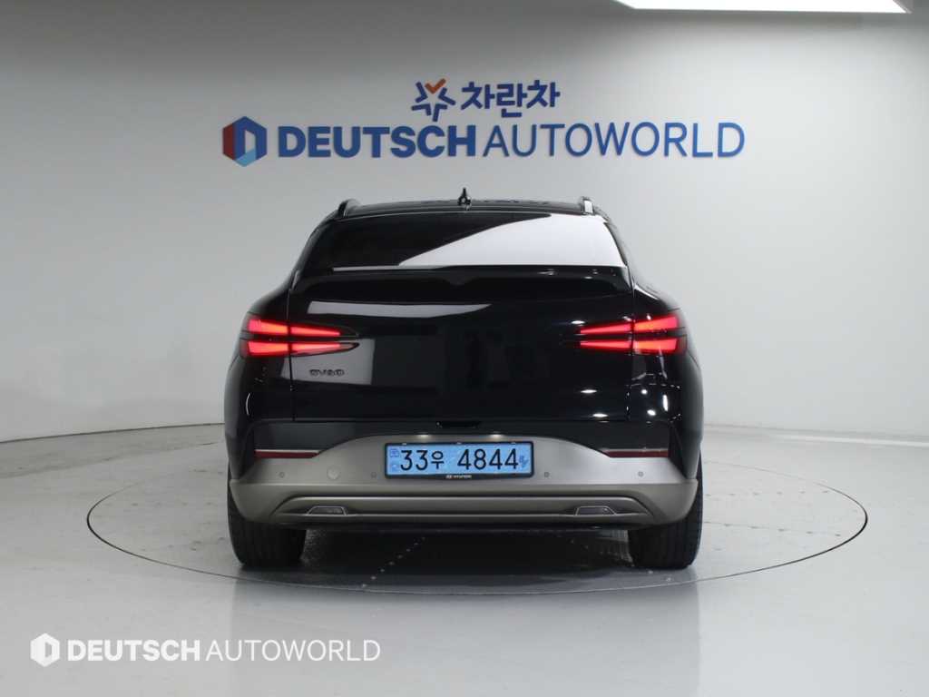 Genesis GV60 - Vista 4