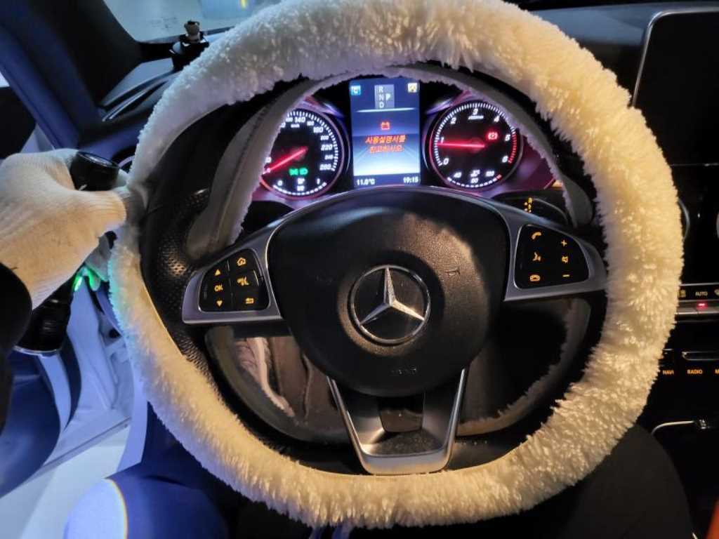 Mercedes Benz C Class - Vista 5