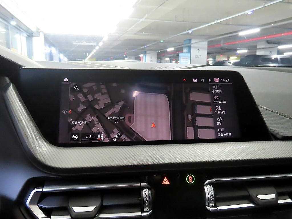 BMW 1 series 2021 Negro - Importación desde Corea - HF Imports Iquique - Foto 13