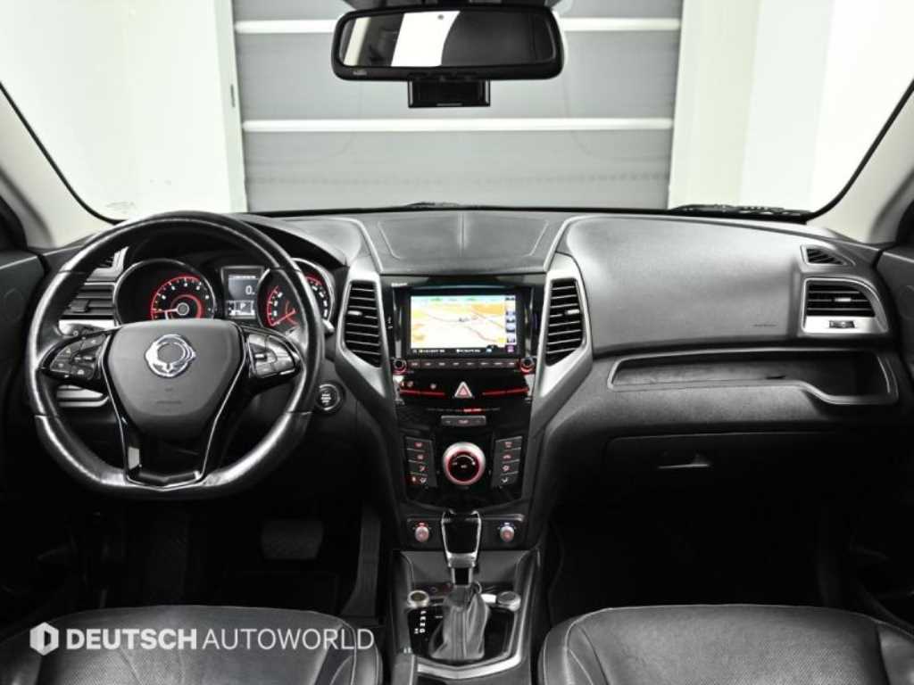 Ssangyong Tivoli - Vista 7