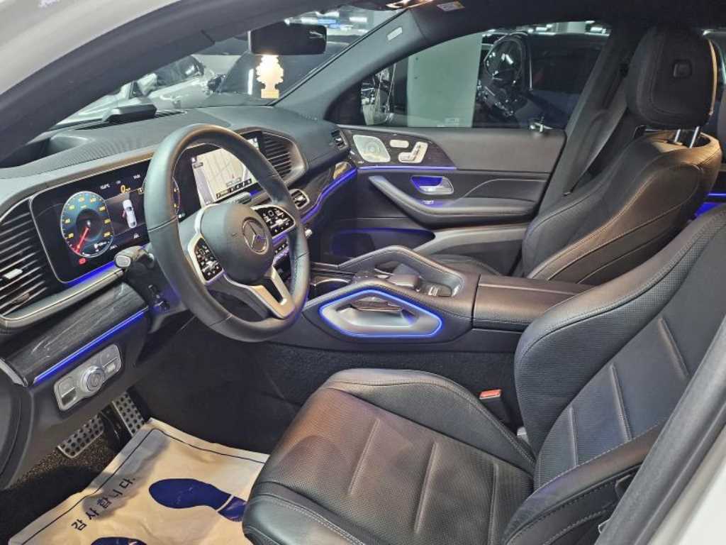 Mercedes Benz GLE Class - Vista 5