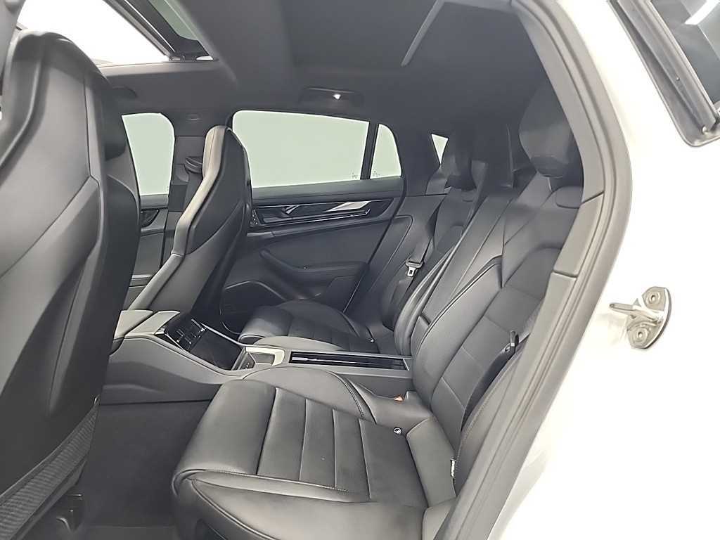 Porsche Panamera - Vista 12