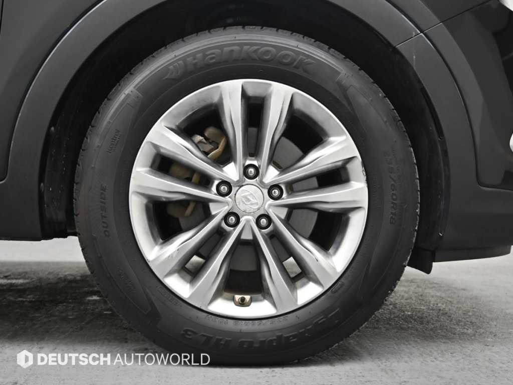 HYUNDAI Santa Fe - Vista 5