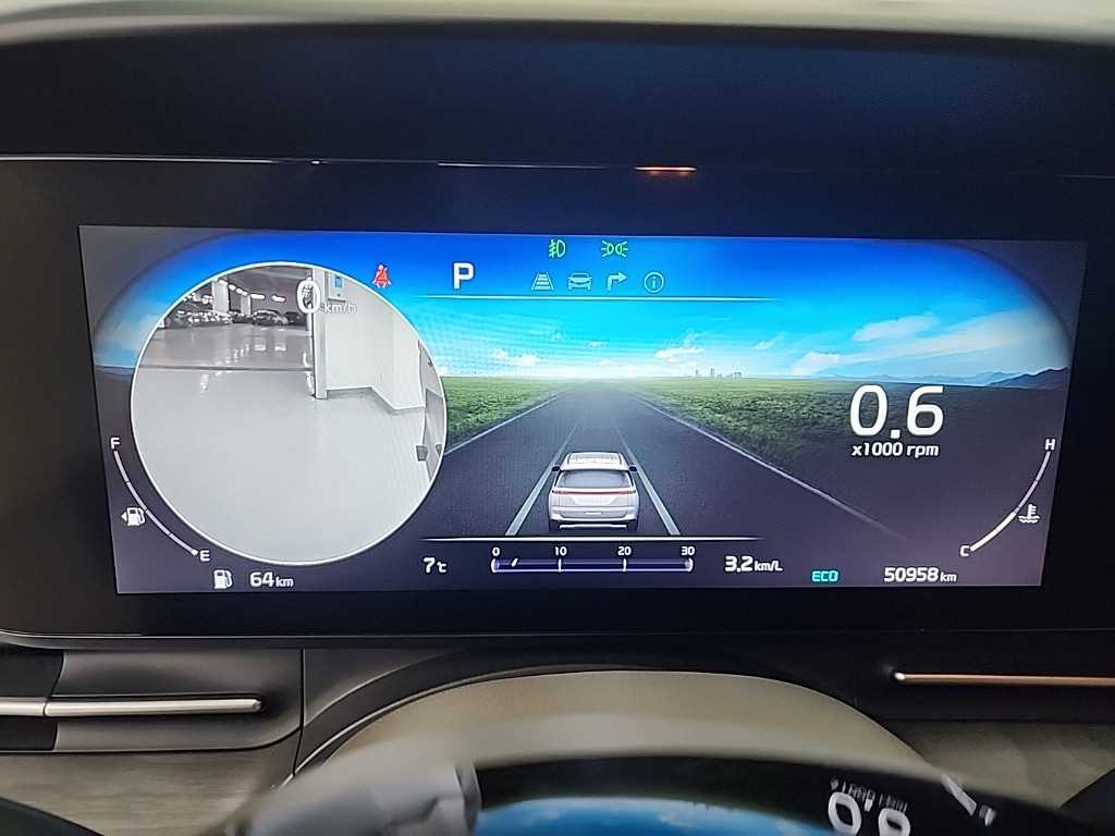 KIA Carnival - Vista 6