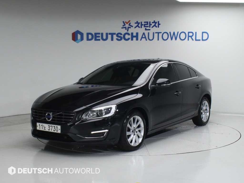 Volvo S60 2015 Negro - Importación desde Corea - HF Imports Iquique - Foto 1