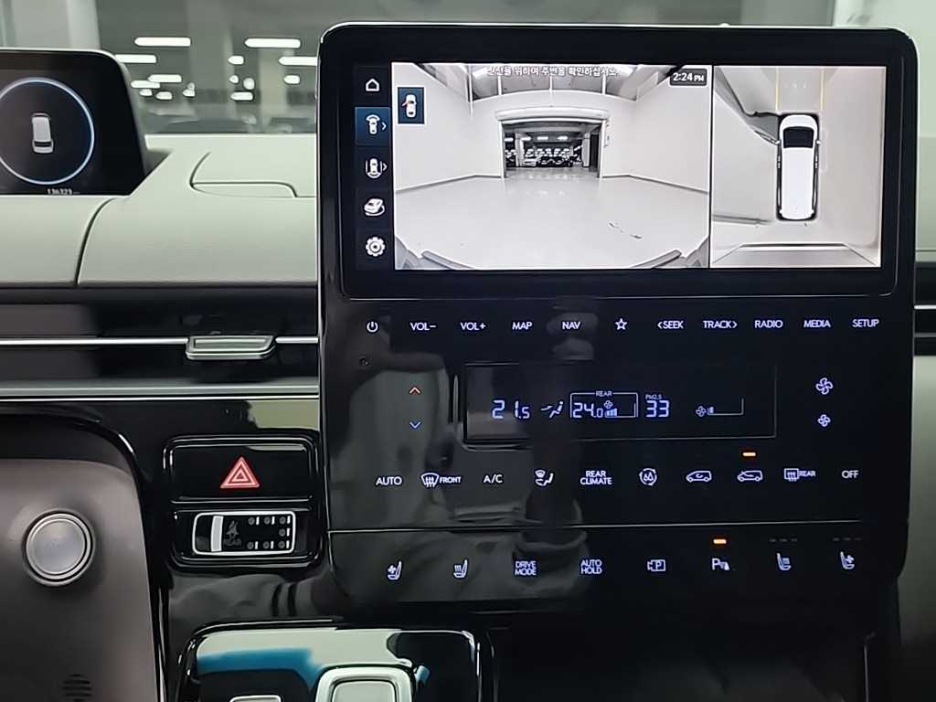 HYUNDAI Staria - Vista 10