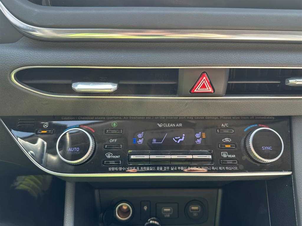 HYUNDAI Sonata - Vista 11