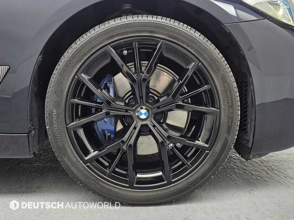 BMW 5 Series - Vista 5