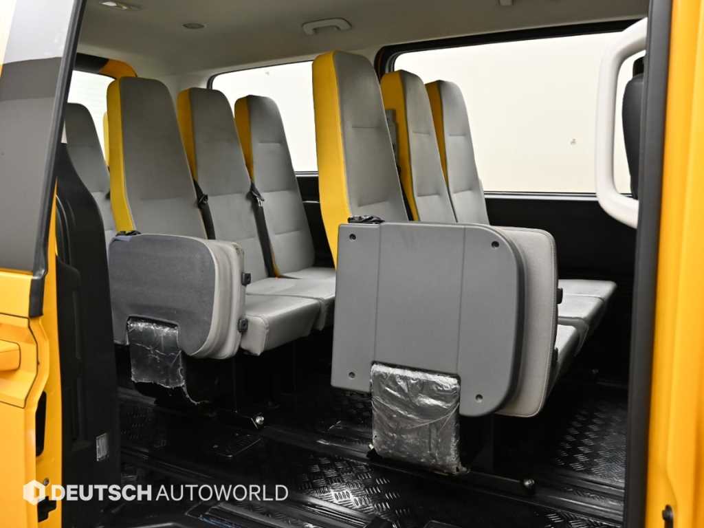 HYUNDAI Staria - Vista 12