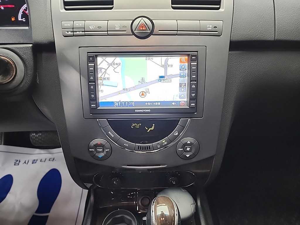 Ssangyong Rexton - Vista 10