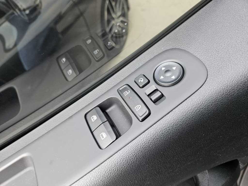 HYUNDAI Staria 2025 Negro - Importación desde Corea - HF Imports Iquique - Foto 16