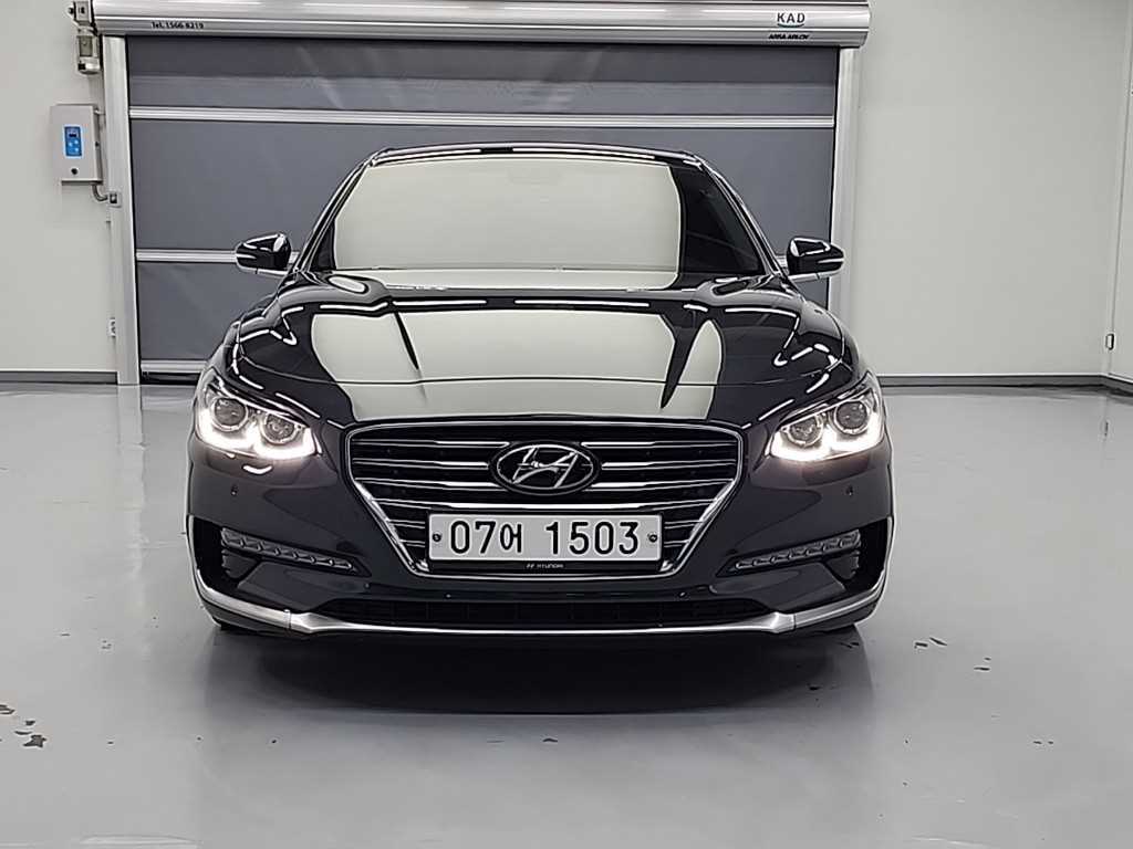 HYUNDAI Grandeur - Vista 2