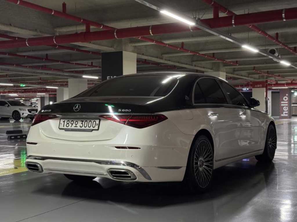 Mercedes Benz S Class - Vista 4