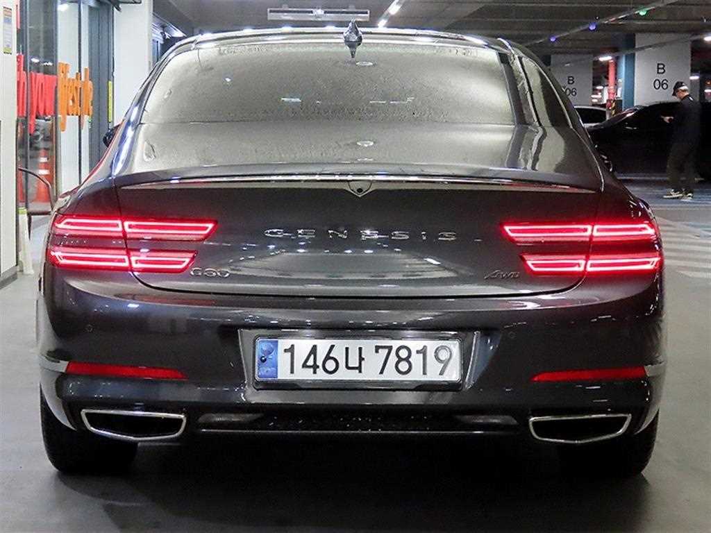 Genesis G80 - Vista 5