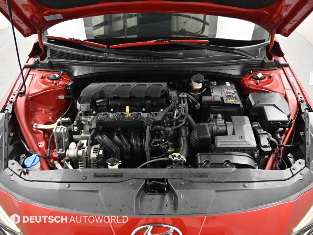 HYUNDAI Avante - Vista 6