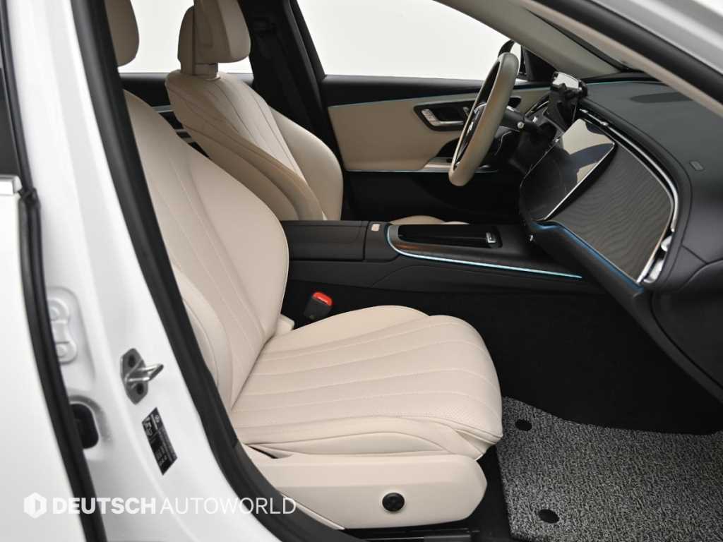 Mercedes Benz E class - Vista 10