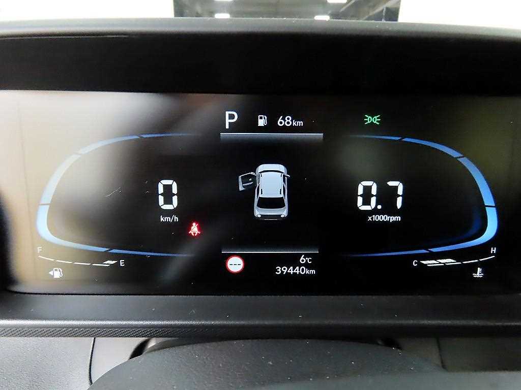 HYUNDAI Casper - Vista 8