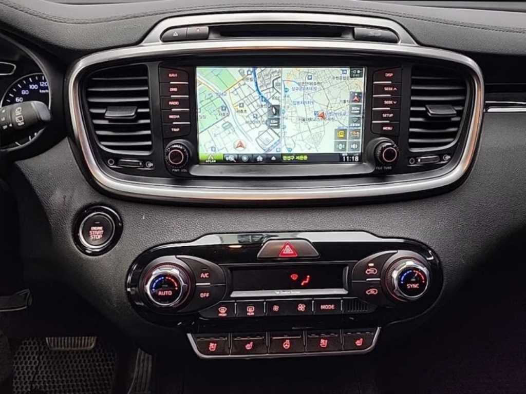 KIA Sorento - Vista 10