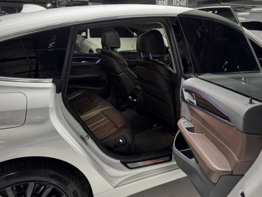 BMW Gran Turismo 2019 Blanco - Importación desde Corea - HF Imports Iquique - Foto 15