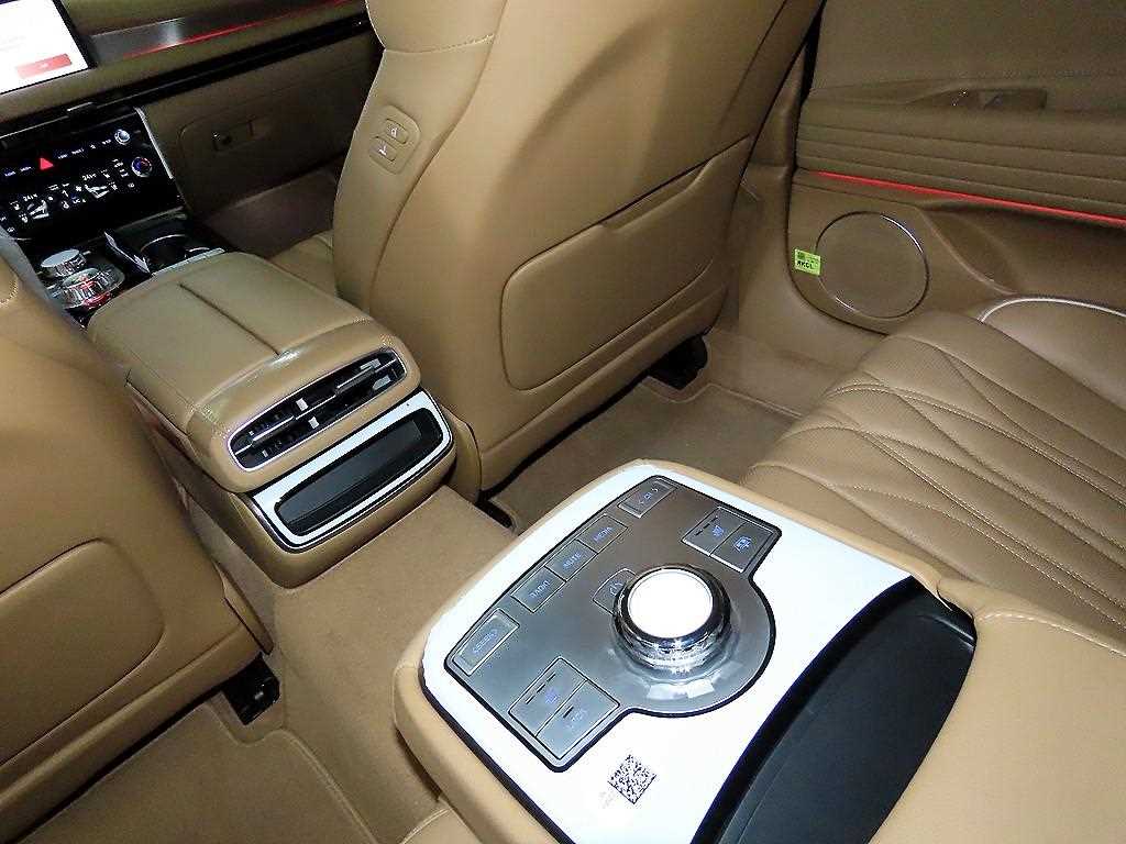 Genesis G80 2025 Negro - Importación desde Corea - HF Imports Iquique - Foto 15