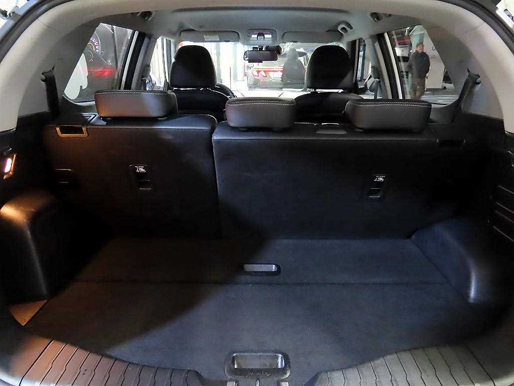 Ssangyong Tivoli 2017 Blanco - Importación desde Corea - HF Imports Iquique - Foto 18