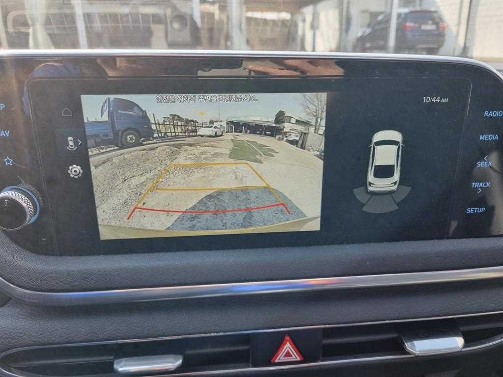 HYUNDAI Sonata - Vista 7