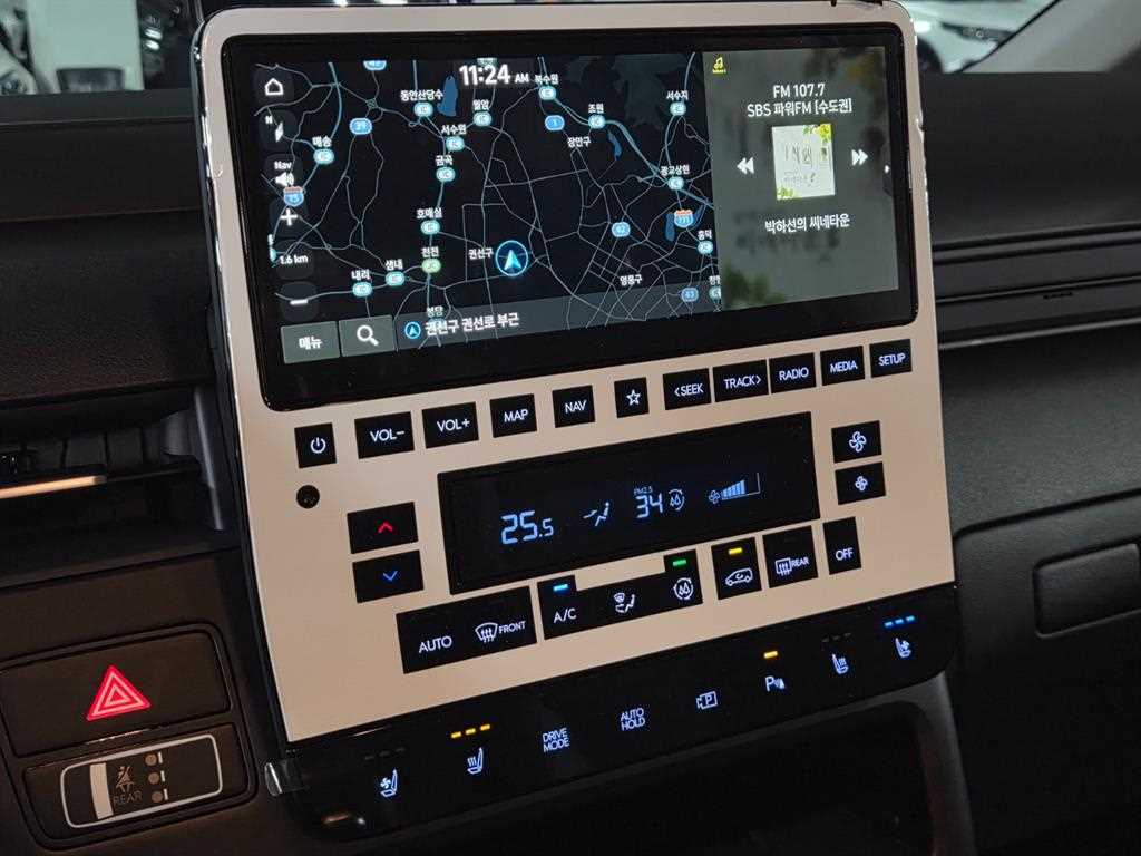 HYUNDAI Staria 2025 Negro - Importación desde Corea - HF Imports Iquique - Foto 16