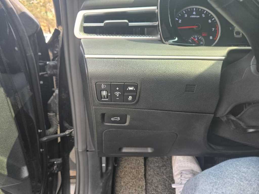 KIA K5 - Vista 8