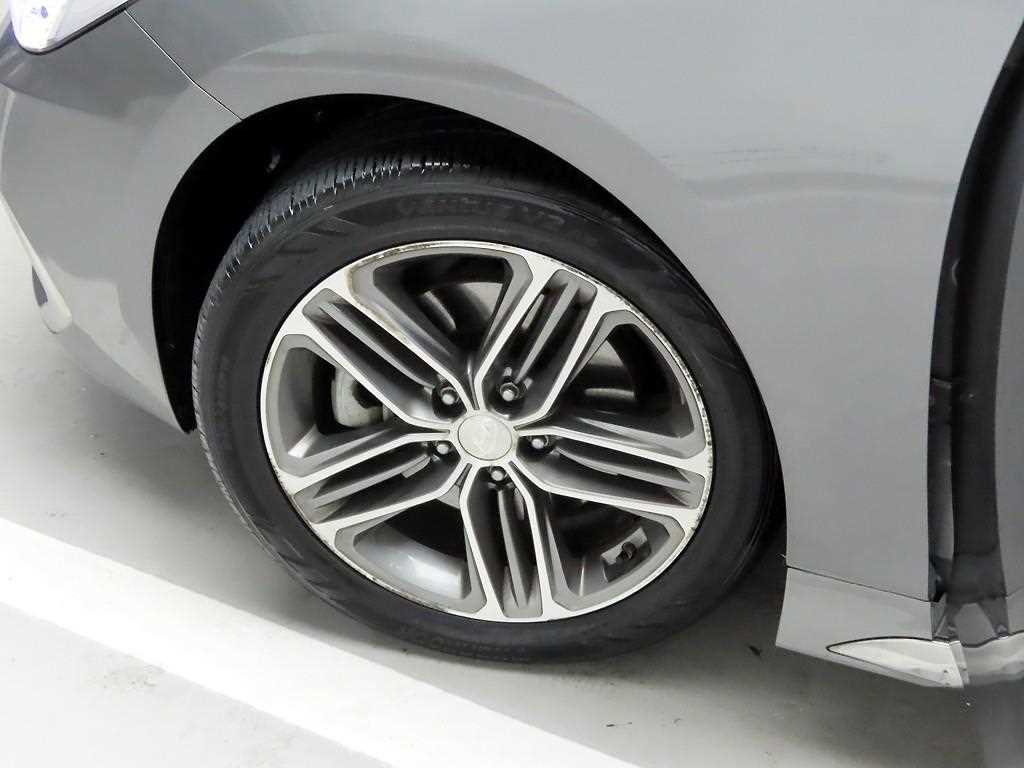 HYUNDAI Grandeur 2018 Gris - Importación desde Corea - HF Imports Iquique - Foto 19