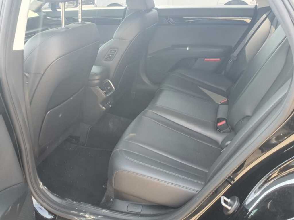 HYUNDAI Grandeur - Vista 6