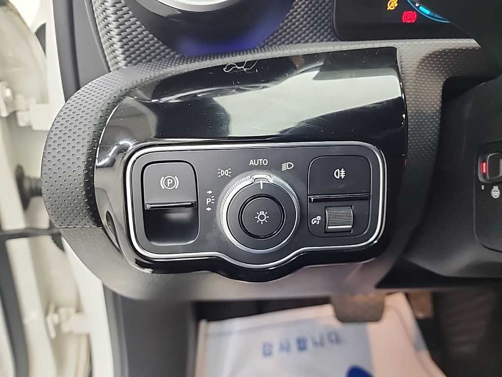 Mercedes Benz A Class 2021 Blanco - Importación desde Corea - HF Imports Iquique - Foto 16