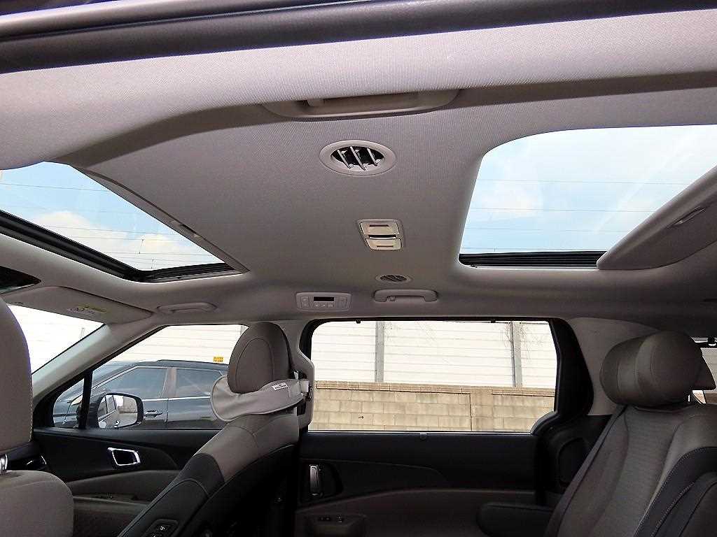 KIA Carnival 2024 Gris - Importación desde Corea - HF Imports Iquique - Foto 15