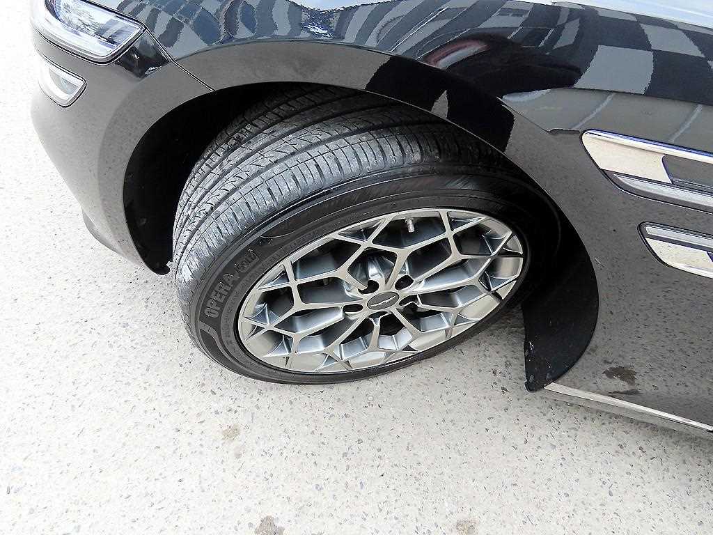 Genesis G80 2023 Negro - Importación desde Corea - HF Imports Iquique - Foto 20