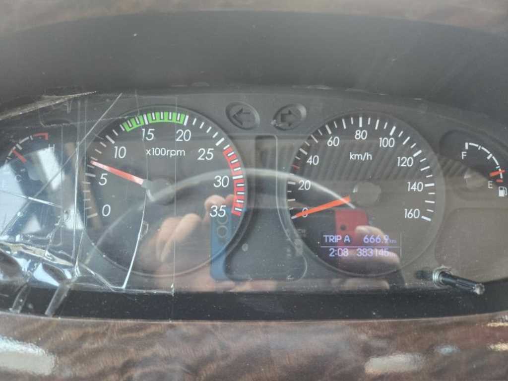 medium and large bus Hyundai bus - Vista 10