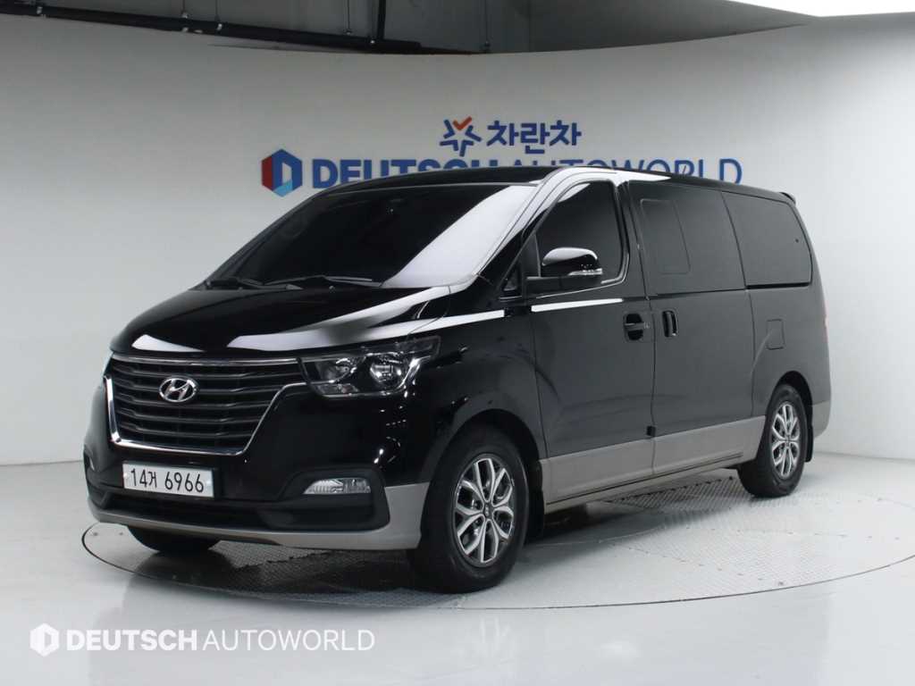 HYUNDAI Starex 2019 Negro - Importación desde Corea - HF Imports Iquique - Foto 1