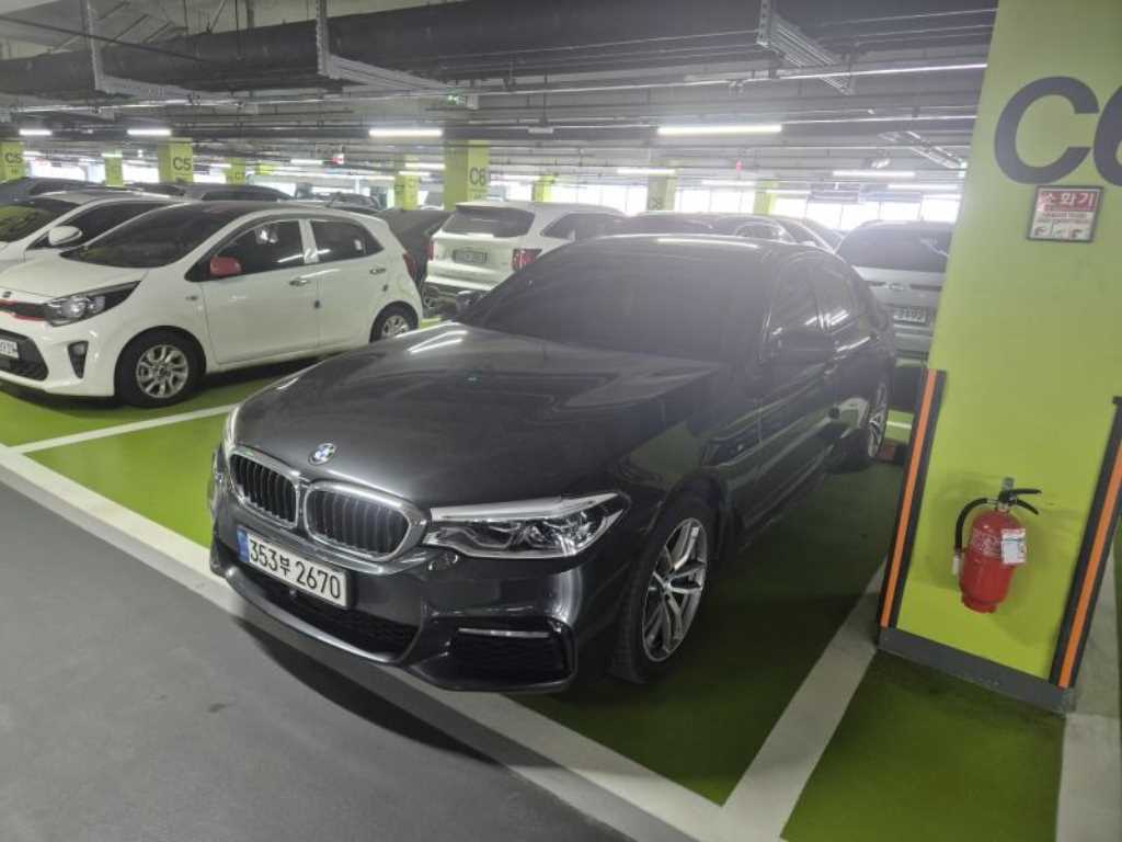 BMW 5 Series - Vista 2