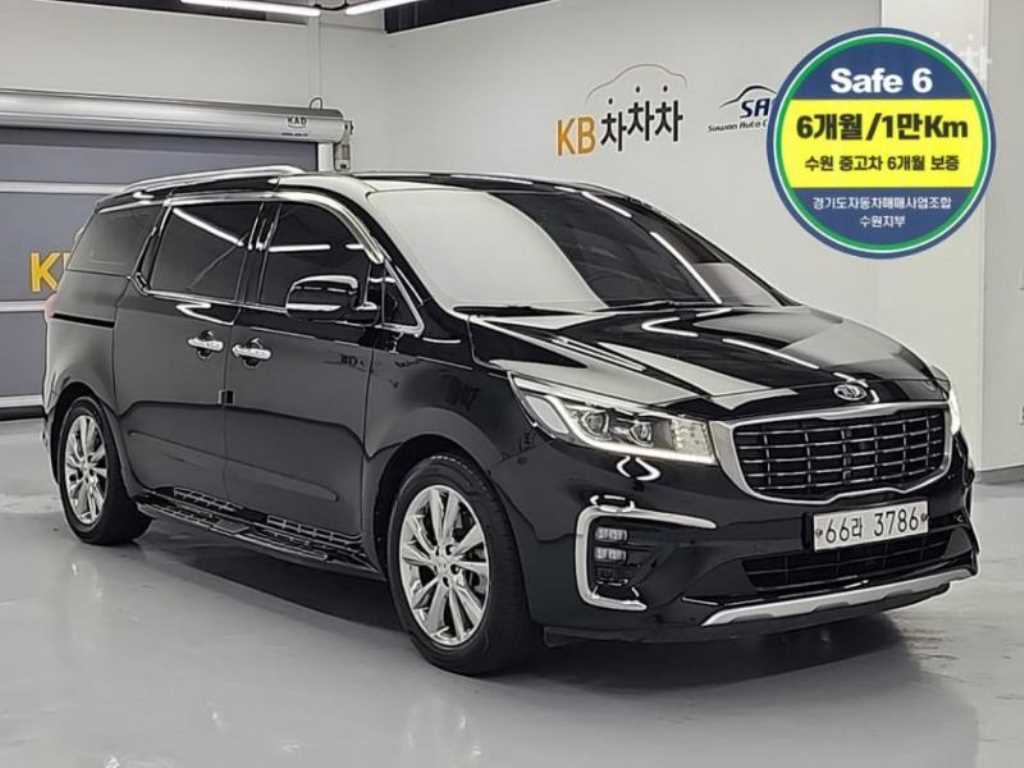 KIA Carnival - Vista 4