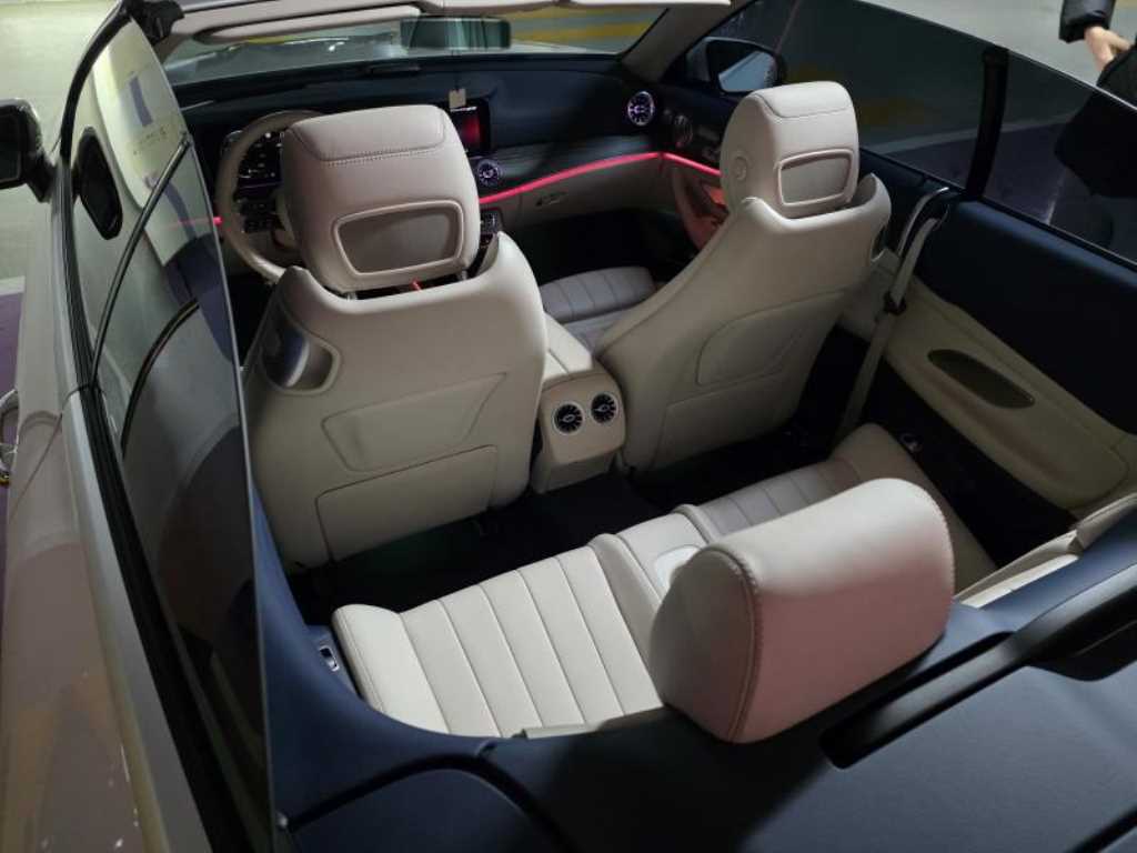 Mercedes Benz E class - Vista 7