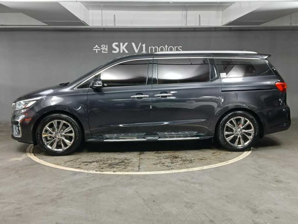 KIA Carnival - Vista 2