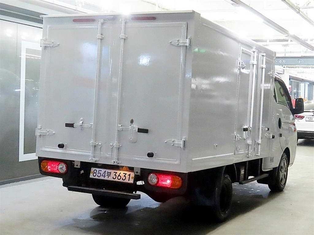 Small Truck Normal Box(Low Deck) - Vista 4