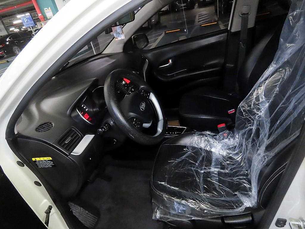 KIA Morning - Vista 6