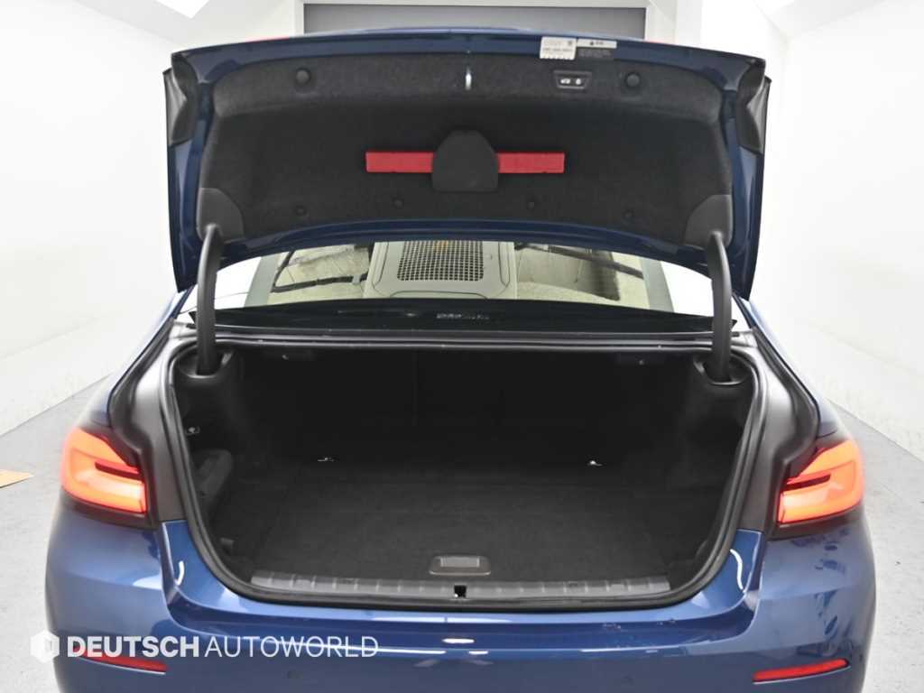 BMW 5 Series 2021 Azul - Importación desde Corea - HF Imports Iquique - Foto 19