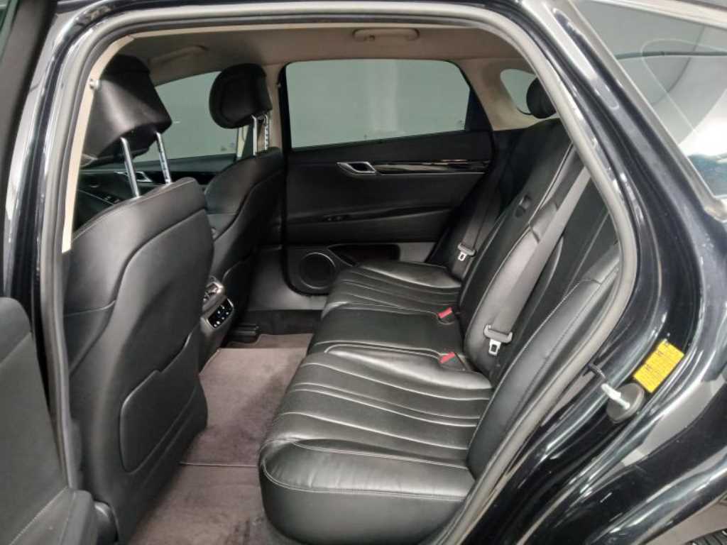 Genesis G80 - Vista 7