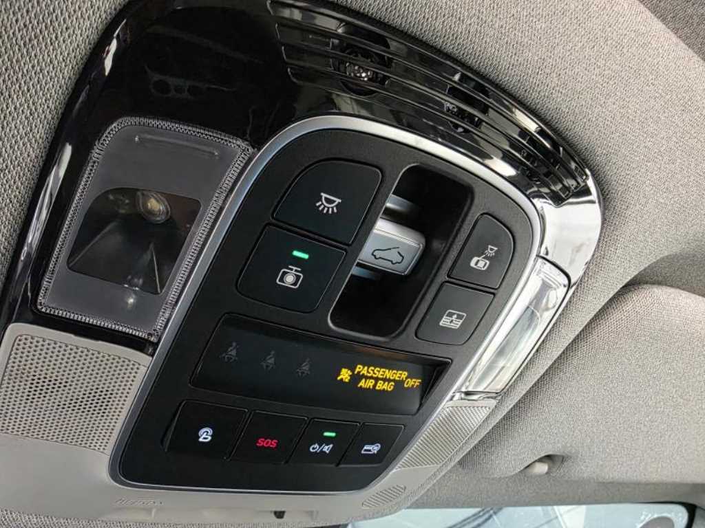 HYUNDAI Sonata - Vista 9